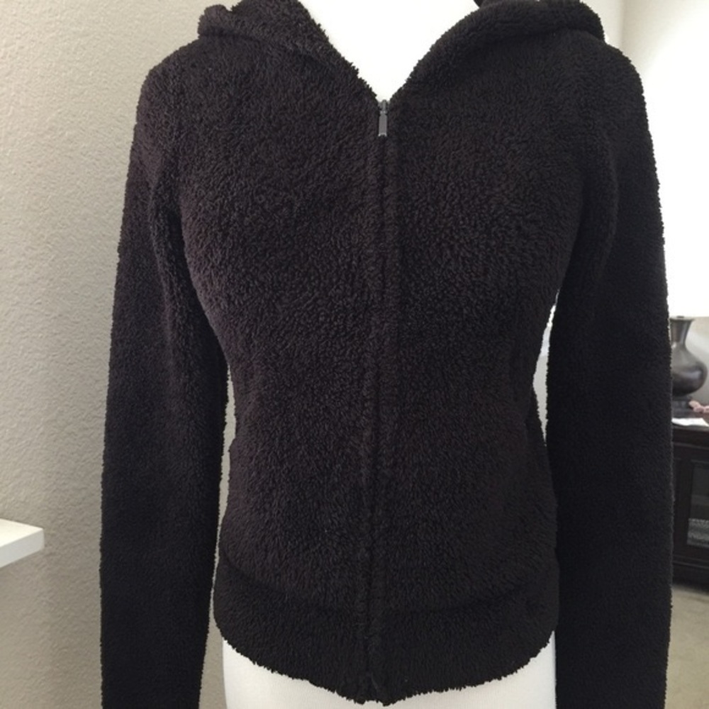 Barefoot dreams black zip up hoodie